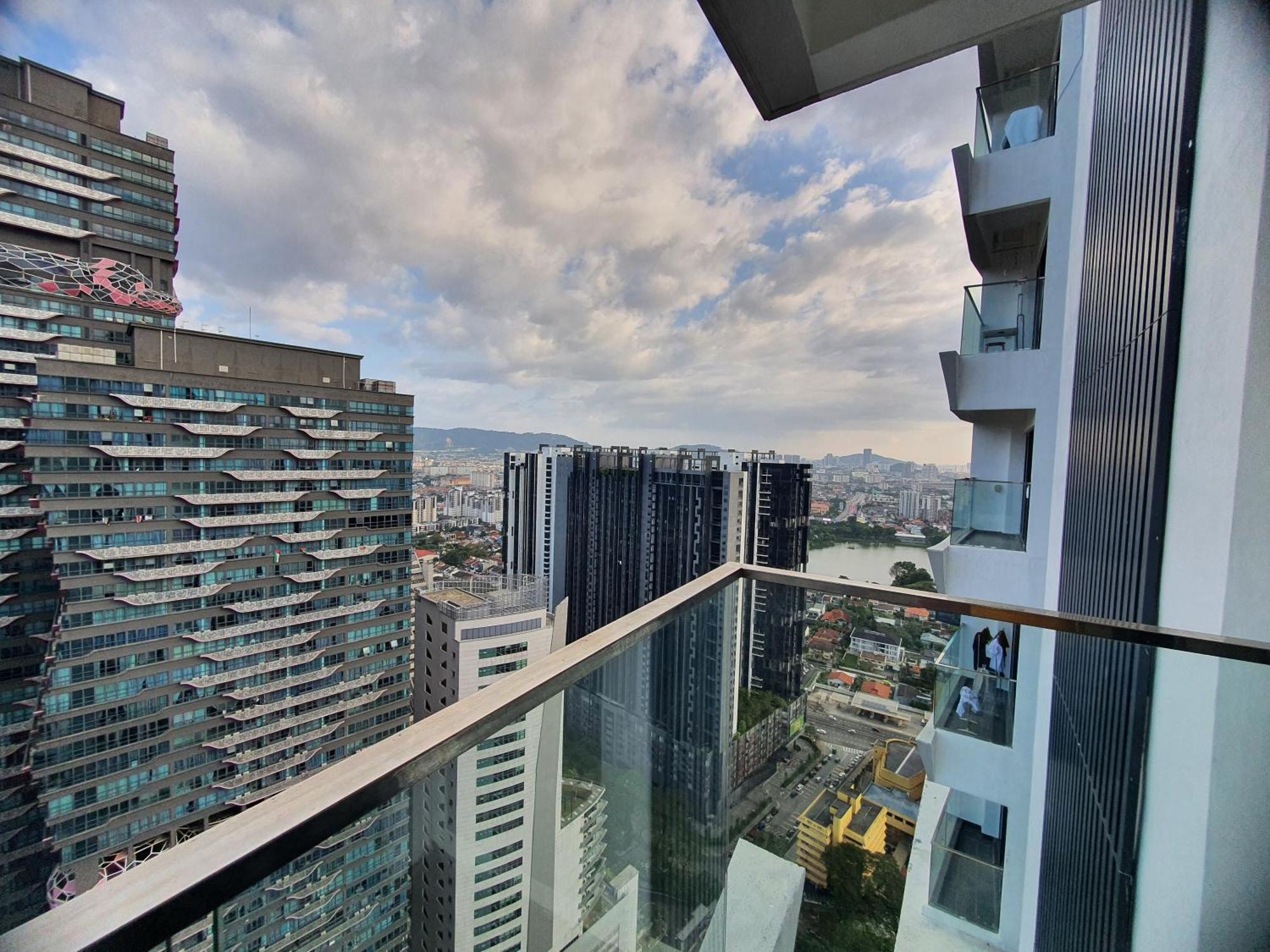 Reizz Residence By Luxury Suites Kuala Lumpur Exterior foto